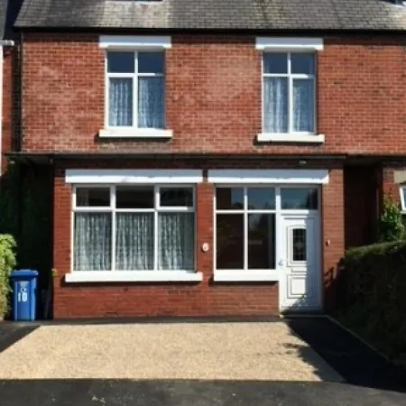 Number 10 Runswick